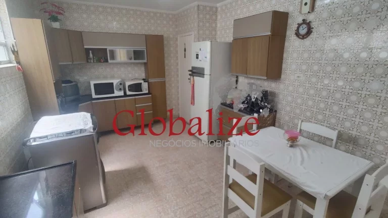 Imagem Apartamento de 3 dormitórios com garagem fechada primeiro andar no bairro do Boqueirão em Santos (SP) por R$.475.000,00 !