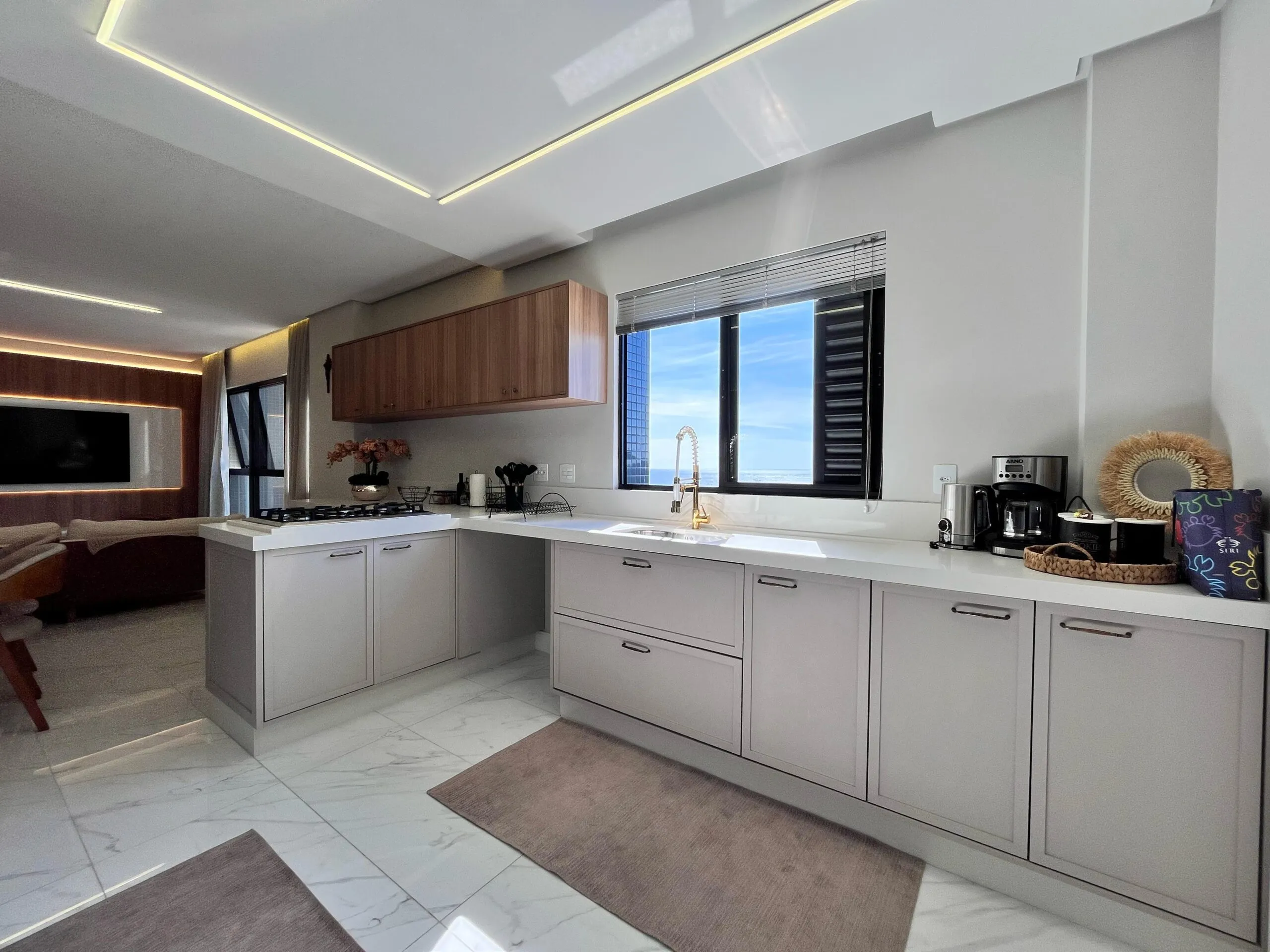 Imagem Apartamento com vista para o mar à venda com 185m2 por R$ 5.500.000,00