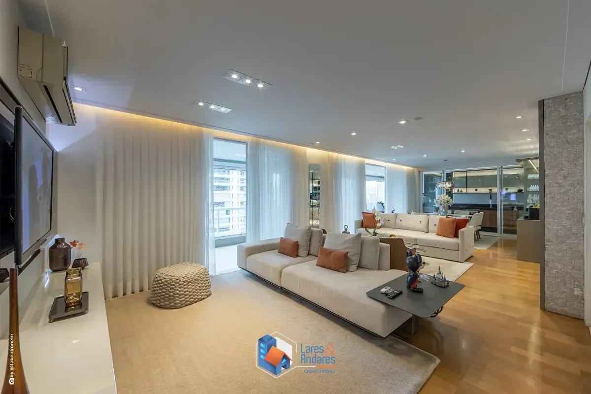 Imagem Apartamento para venda em Campo Belo com 3 quartos, sendo 3 suítes, 233m²