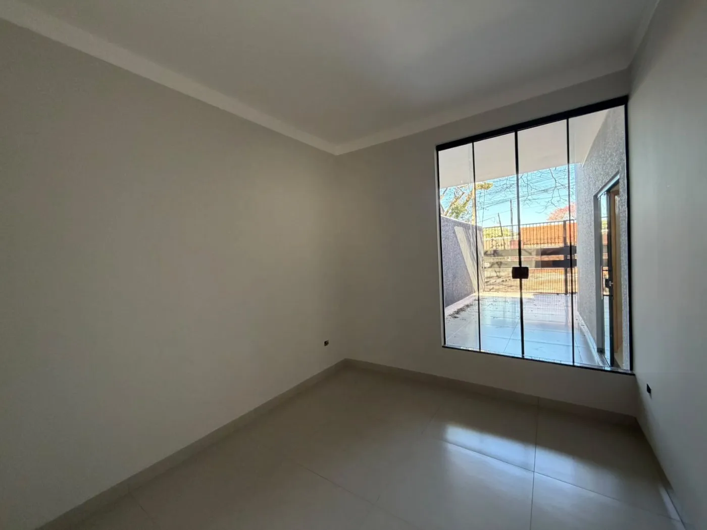 Imagem para Venda em Maringá / PR no bairro Conjunto Habitacional Requião