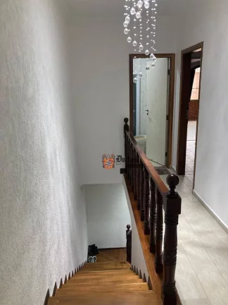 Imagem Sobrado com 4 dormitórios à venda, 320 m² por R$ 690.000,00 - São João Clímaco - São Paulo/SP