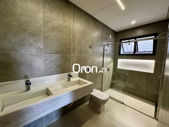 Imagem Sobrado à venda, 256 m² por R$ 1.990.000,00 - Jardins Capri - Senador Canedo/GO