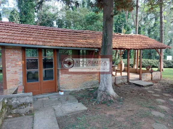 Imagem Vendo SUPER Oportunidades em condomínio clube em São Bernardo do Campo. Casa com uma área útil de 420m2, terreno de 1500m2, São 3 Dormitorios, sendo 1 Suíte, casa em condômino fechado, com clube dentro do Condomínio, Restaurante para os Sócios, um super i