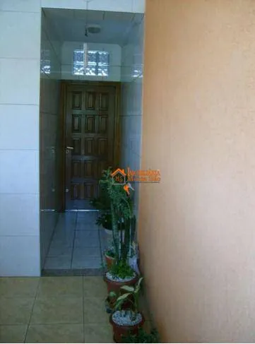 Imagem Sobrado com 3 dormitórios à venda, 172 m² por R$ 800.000,00 - Parque Continental II - Guarulhos/SP