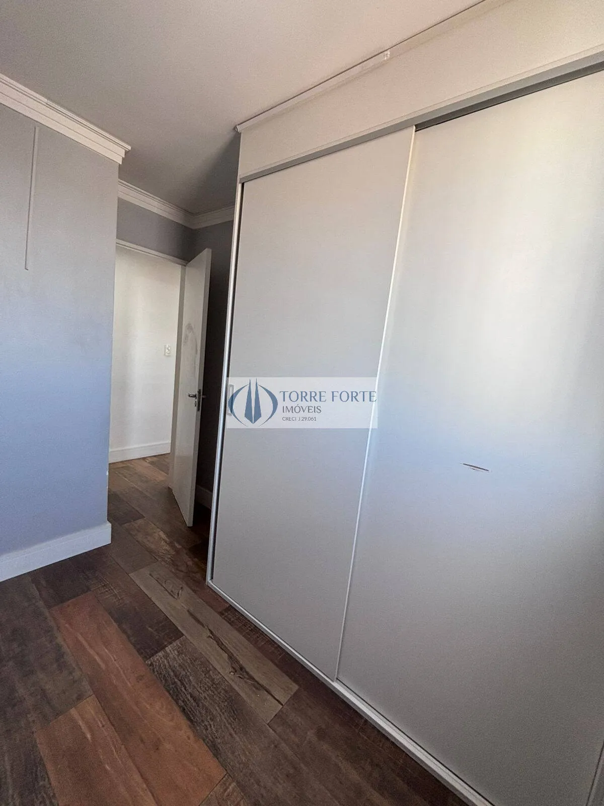 Imagem Excelente apartamento com 70 m² , 3 dormitórios, parcialmente mobiliado