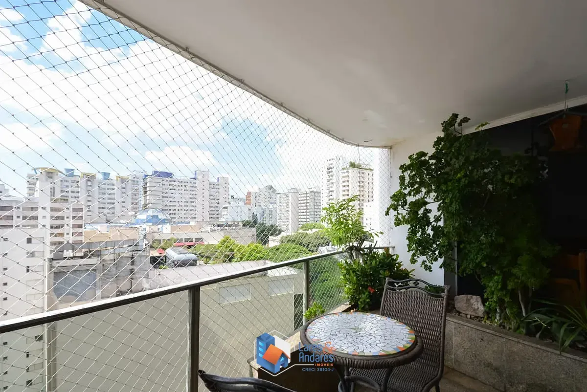 Imagem Cobertura para venda em Santa Cecília com 4 quartos, sendo 3 suítes, 382m²