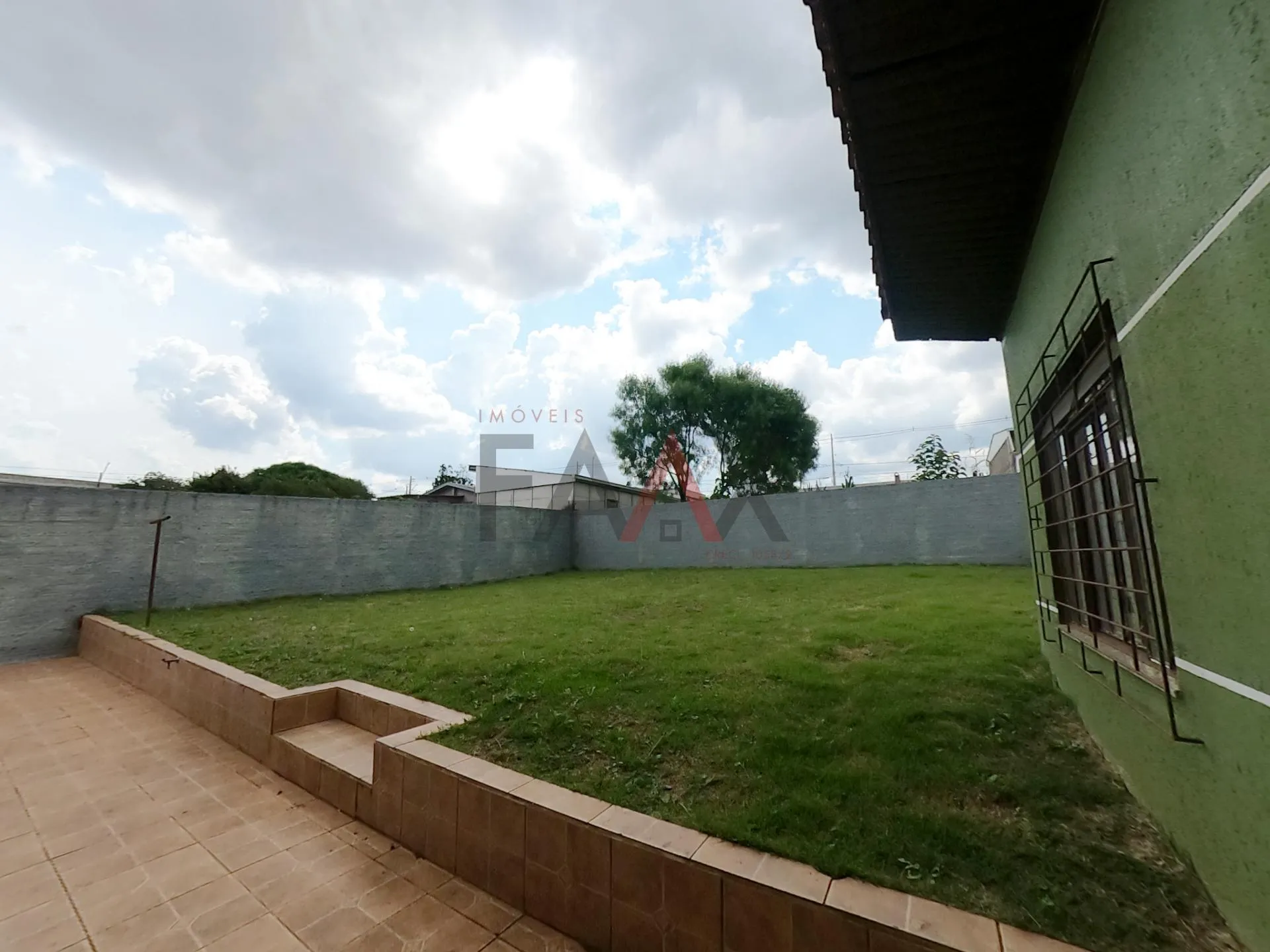 Imagem Casa com 3 dormitórios suíte com terreno enorme no Conradinho, GUARAPUAVA - PR