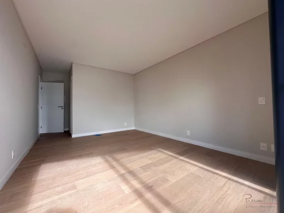 Imagem Condomínio frente mar, pé na areia e com saída para Jet Sky. Apresentamos este incrível apartame...