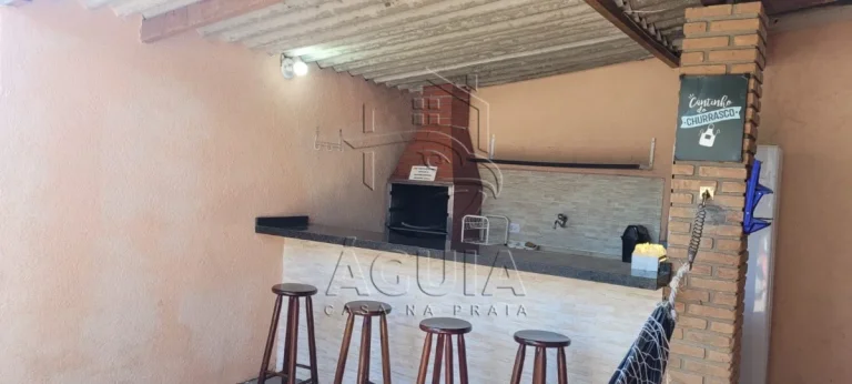 Imagem Casa a venda na Praia da Lagoinha Apenas 450 metros da Praia !!!