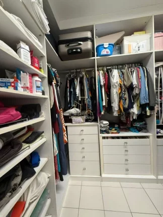 Imagem Oportunidade única! Apartamento residencial à venda em Salvador-BA, 2 quartos, 1 suíte, 3 salas, 1 banheiro, 1 vaga na Armação.