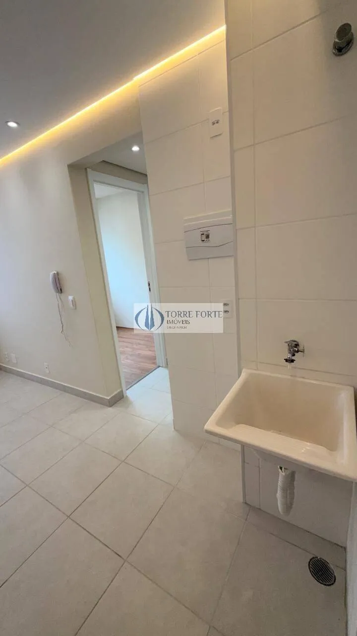 Imagem Lindo Apartamento com 2 dormitorios sem vaga na Vila Ema
