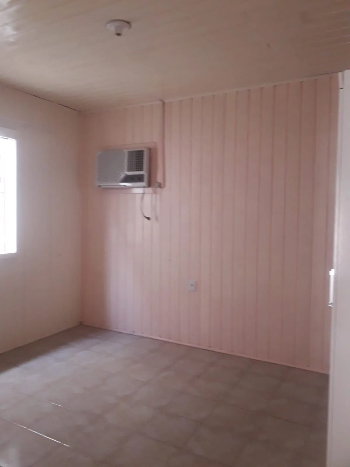 Imagem Casa para Venda - 132m², 3 dormitórios, sendo 1 suites, 3 vagas - Medianeira