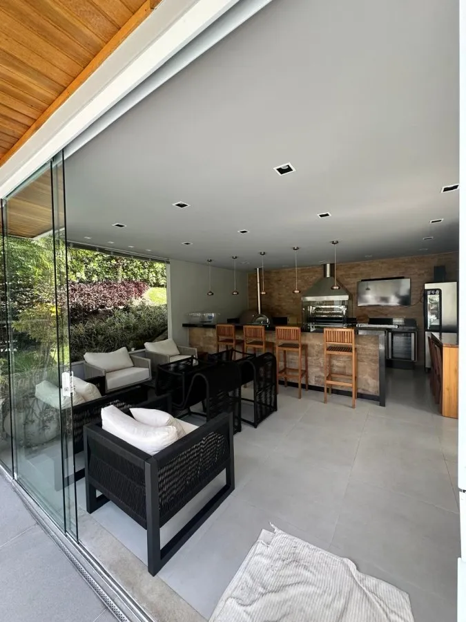 Imagem Casa em Condomínio para Venda em Petrópolis / RJ no bairro Mosela