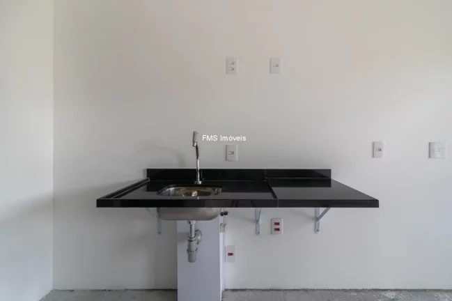 Imagem Studio à venda em Moema, 1 quarto, 1 banheiro.