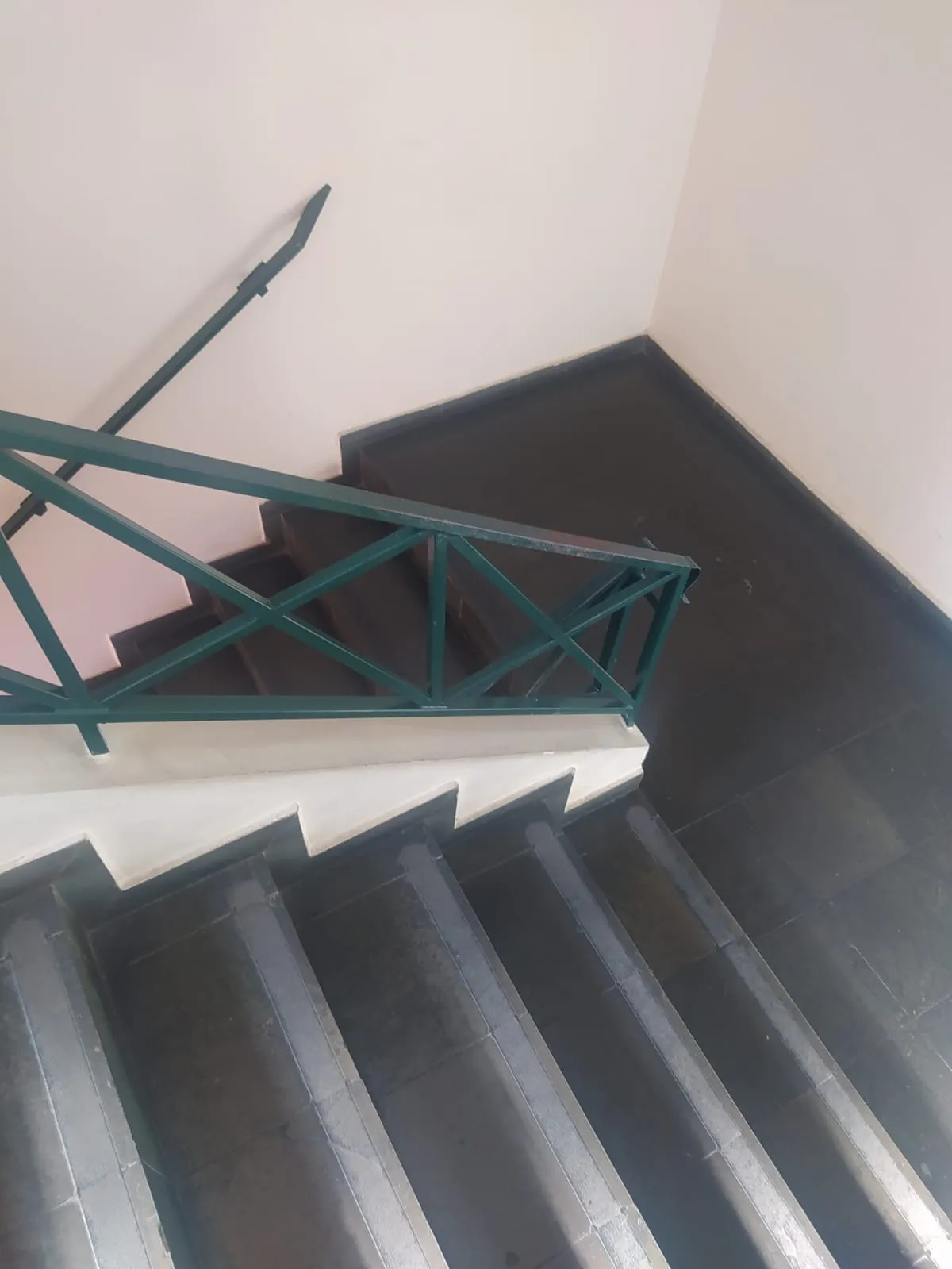 Imagem Amplo apartamento - Jardim Simus