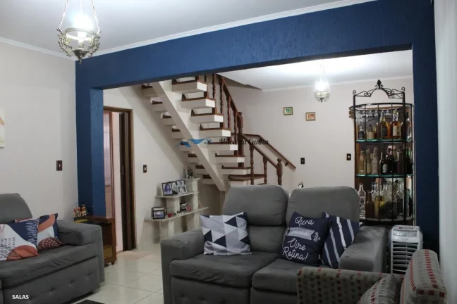 Imagem Sobrado à Venda com 3 dormitórios 3 vagas com Casa nos Fundos, Homero Thon , Santo André