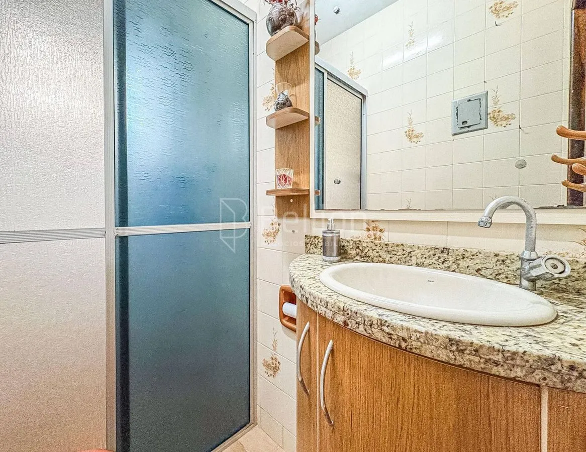 Imagem Casa com amplo terreno e potencial residencial/comercial no Centro de Rio dos Cedros