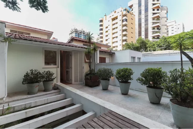 Imagem Casa à venda no bairro Campo Belo - São Paulo/SP