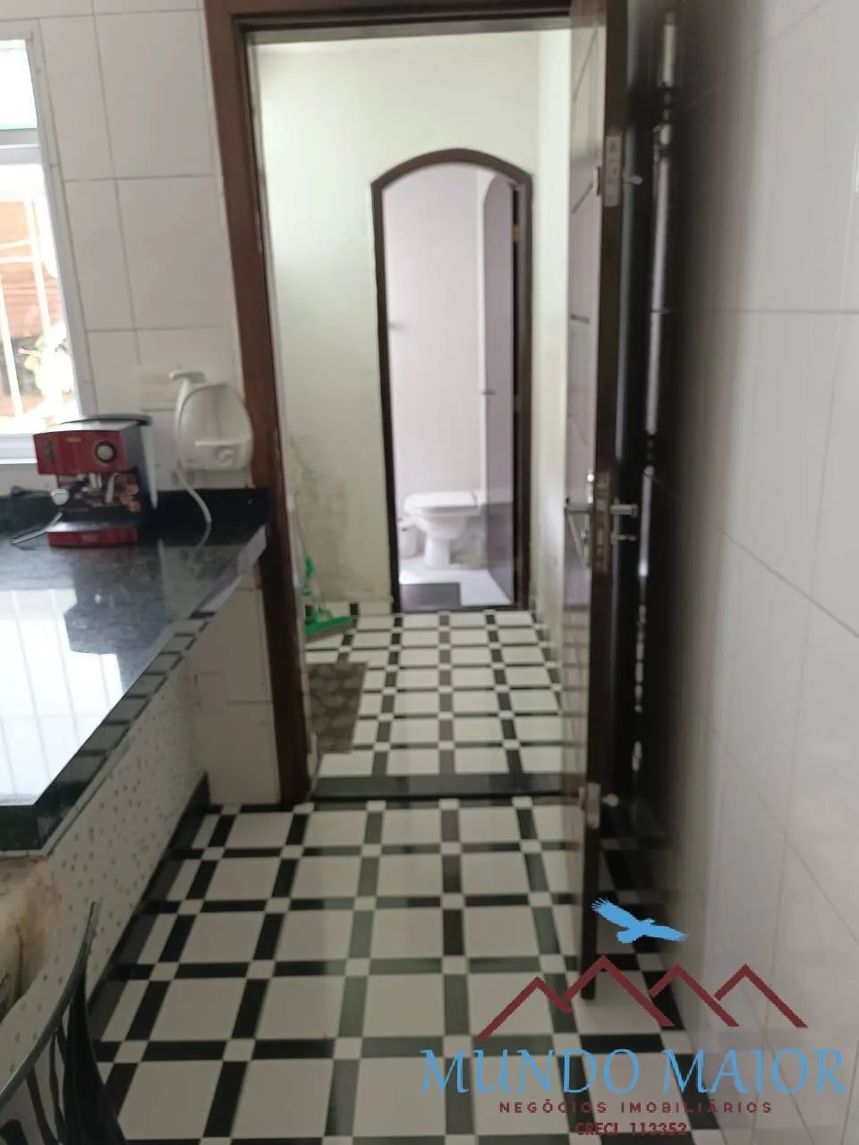 Imagem Sobrado Centro - 3 dormitorios e 1 suite e 2 Vagas -Casa Branca!!