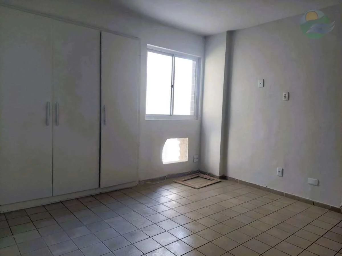Imagem Apartamento 4 quartos, Frente mar, à venda na Av. Boa Viagem, Recife.
