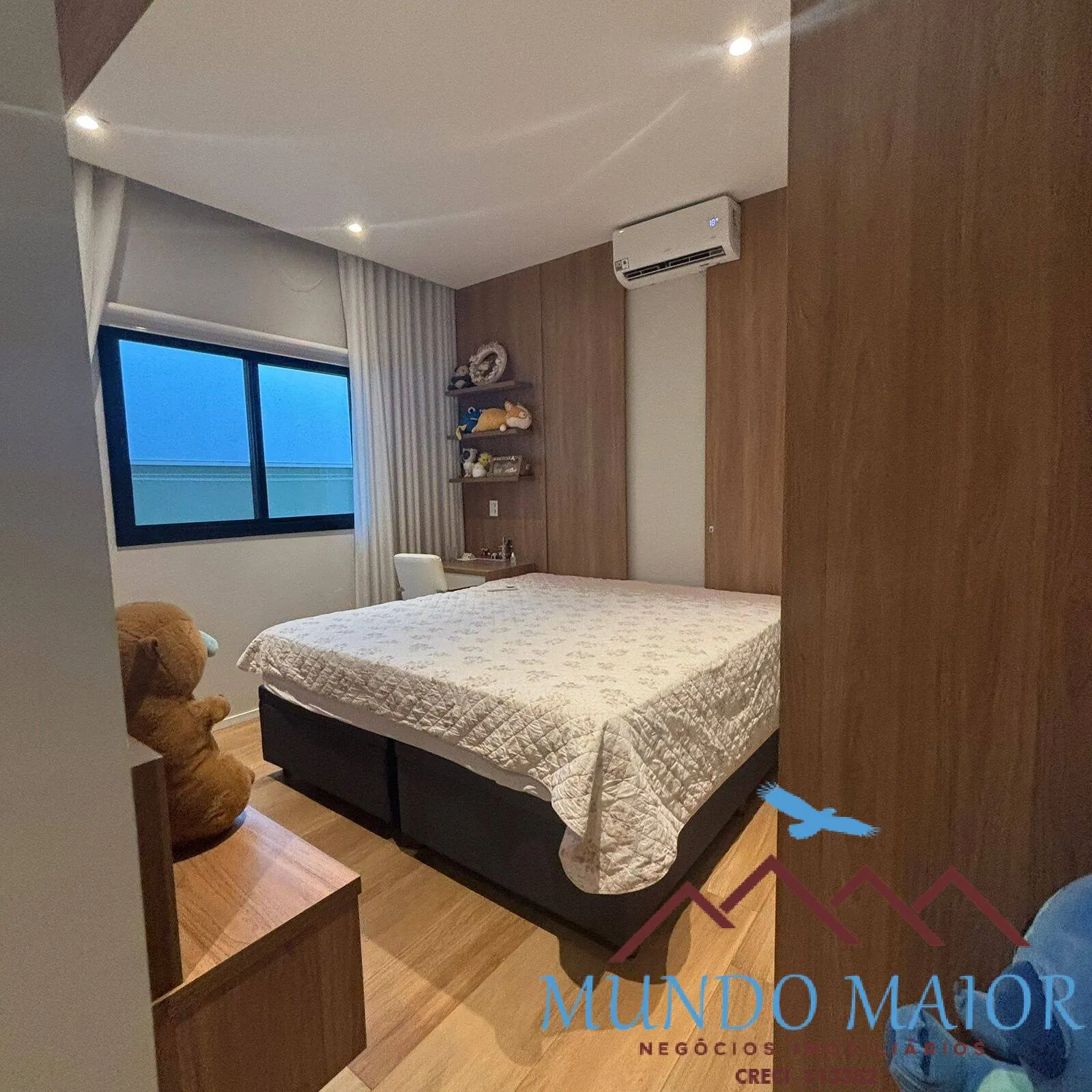 Imagem Paraíso Térreo de Luxo: Casa Tech com Rooftop Épico e Piscina Alphaville !!
