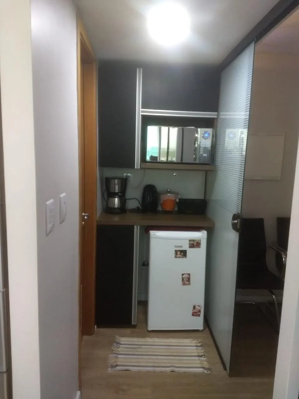 Imagem Sala de alto padrão, 52 m², vaga de garagem, Bairro Passo da Areia, mobiliada