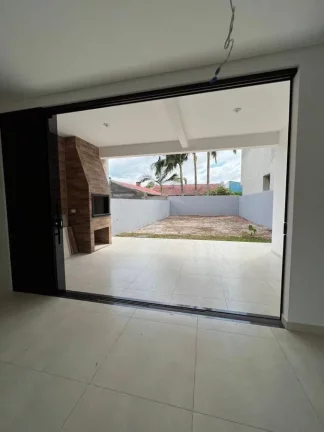 Imagem SOBRADO NOVO, 3 QUARTOS SENDO 1 SUÍTE, ITAPEMA DO NORTE
