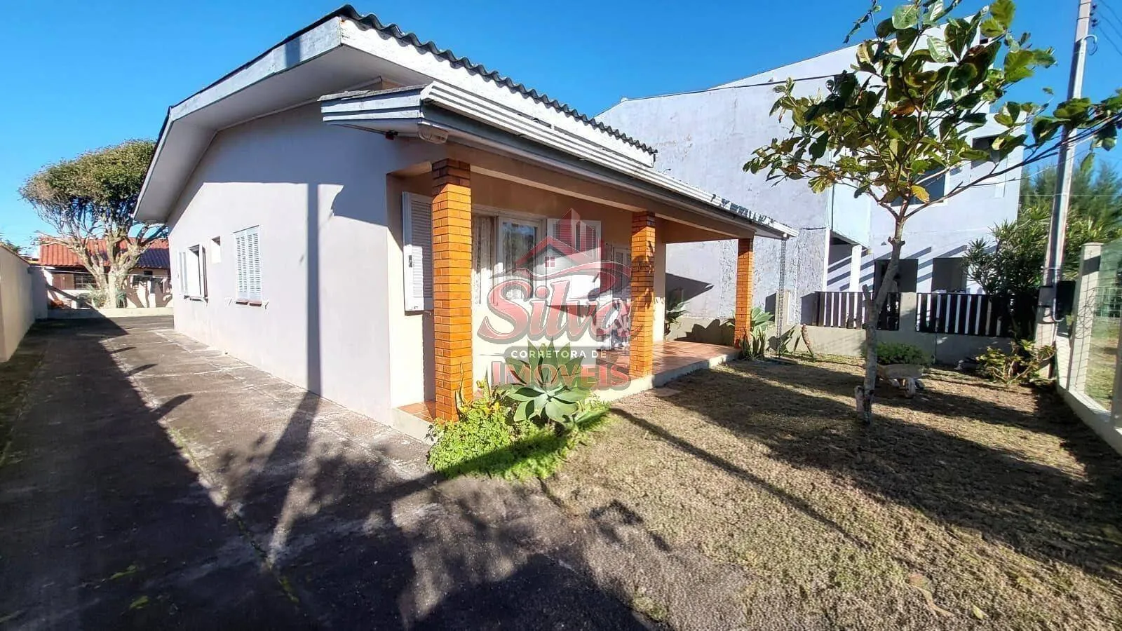 Imagem C254 | Casa 4 dormitórios à venda a 200m do mar em Imbé