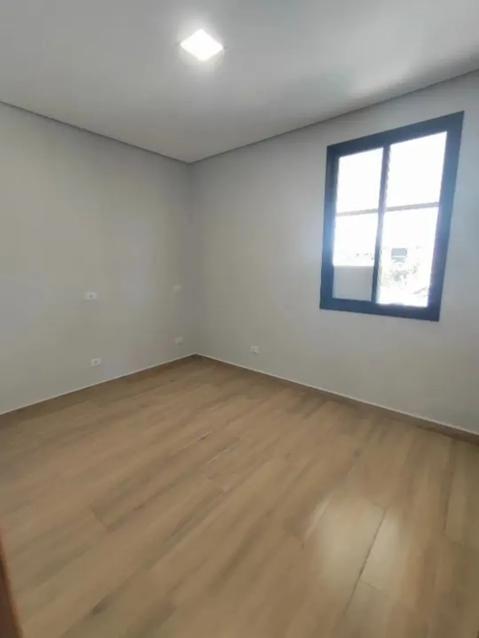 Imagem Casa em Condomínio à Venda em Sorocaba-SP, Horto Florestal: 3 Quartos, 1 Suíte, 1 Banheiro, 2 Vagas, 115,08m²