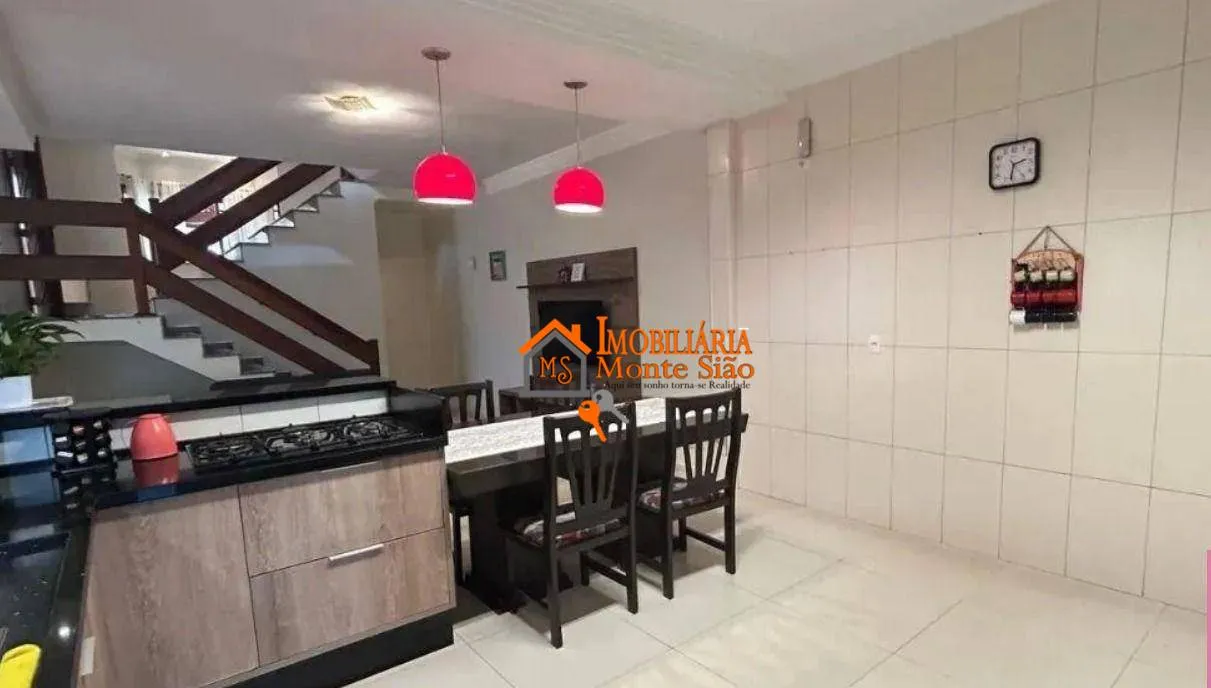 Imagem Sobrado com 3 dormitórios à venda, 178 m² por R$ 900.000 - Jardim Barbosa - Guarulhos/SP