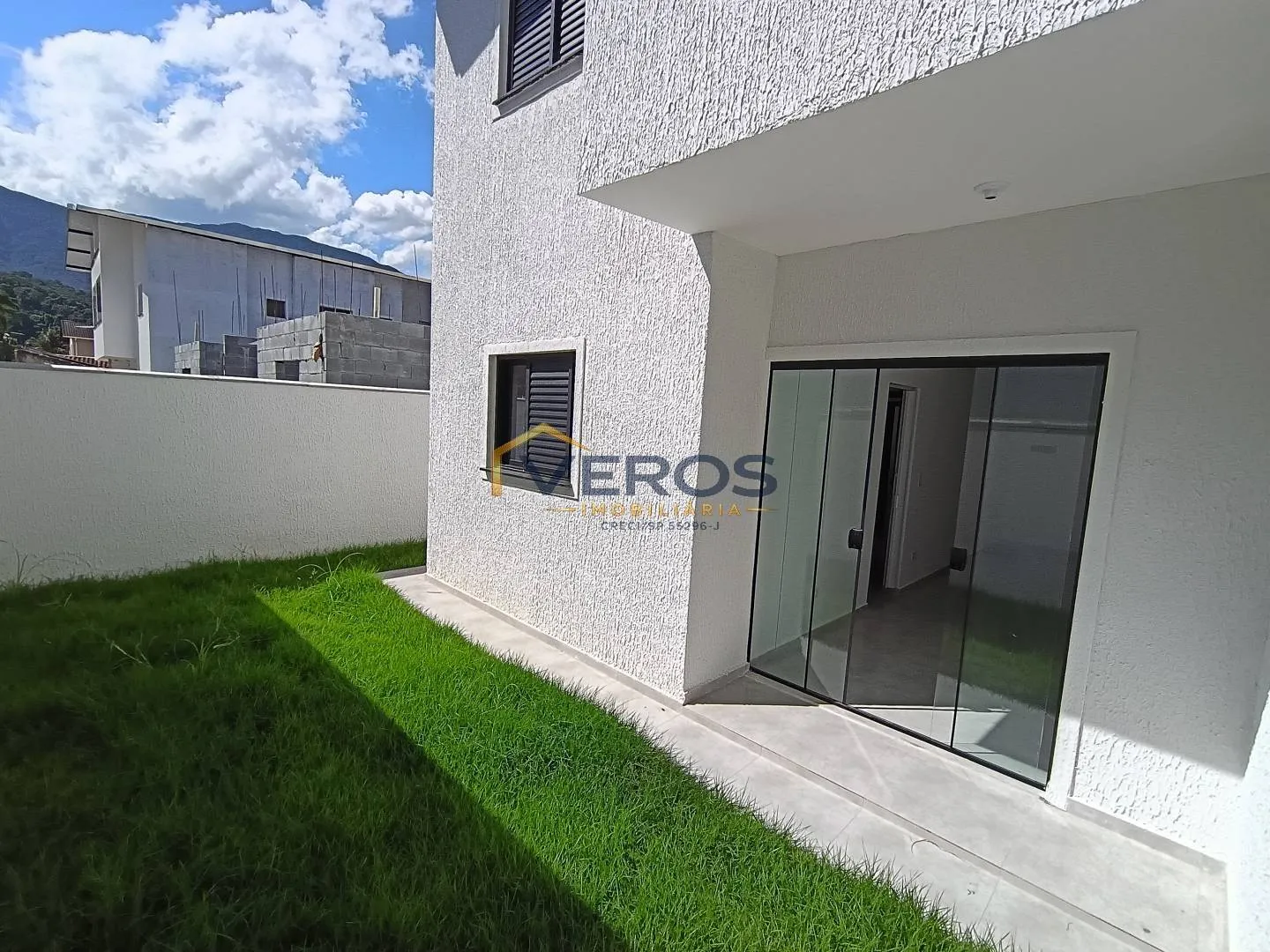 Imagem Apartamento em construção 02 quartos a 500m da praia Massaguaçu em Caraguá