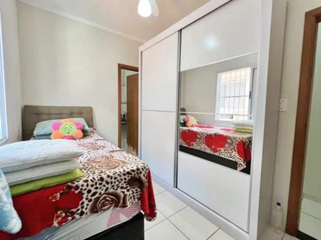Imagem CASA COM 160,00 m² - AVIAÇÃO - PRAIA GRANDE SP