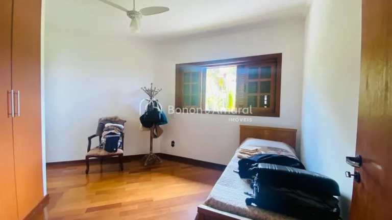Imagem Sobrado rústico no San Conrado, em Sousas, em Campinas/SP
Com 352 m² de construção em terreno de...