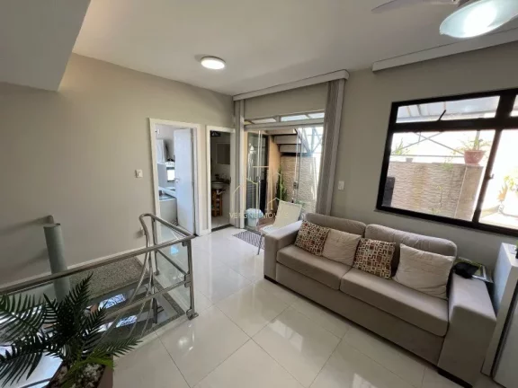 Imagem Excelente cobertura vista mar decorada com três suítes e área gourmet a venda na Pituba