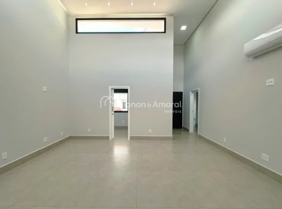 Imagem Casa térrea nova à venda com 3 quartos sendo 3 suítes, todas com armários planejados, ar condici...
