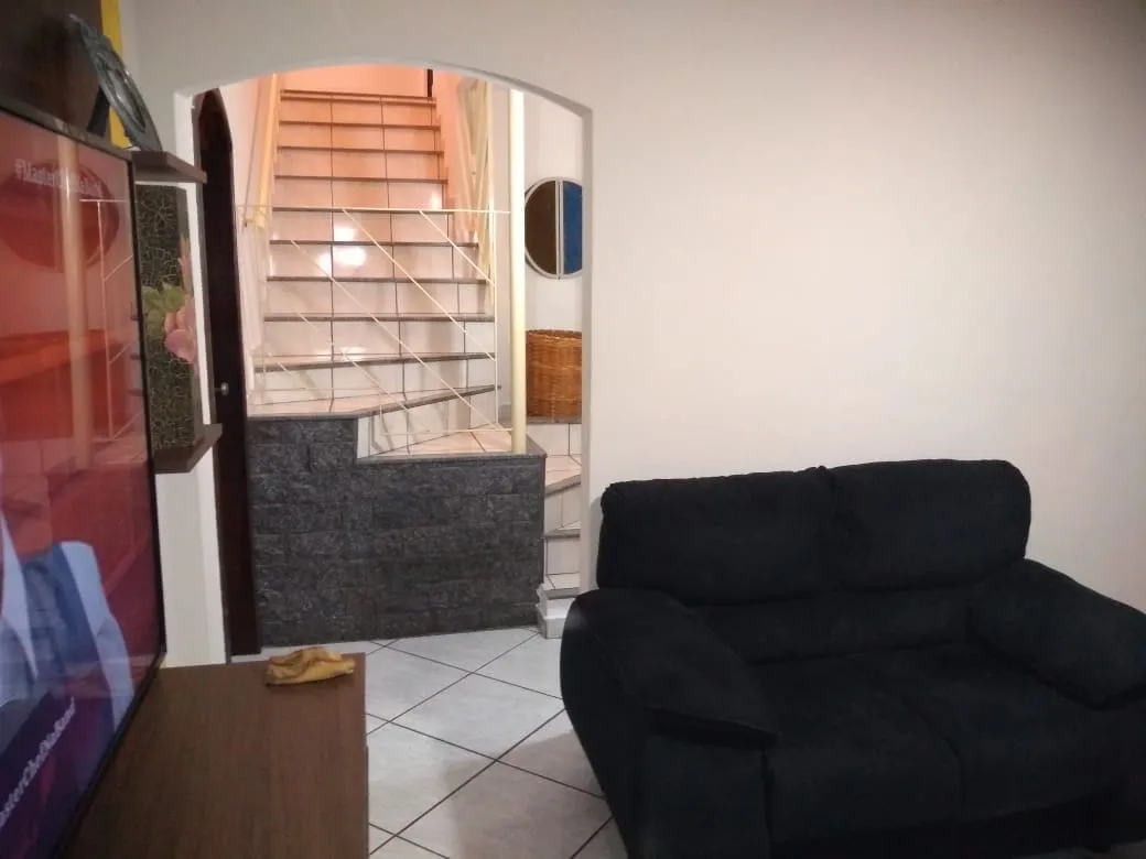 Imagem Casa à venda 3 Quartos, 1 Suite, 3 Vagas, 200M², Parque São Francisco, Guaratinguetá - SP