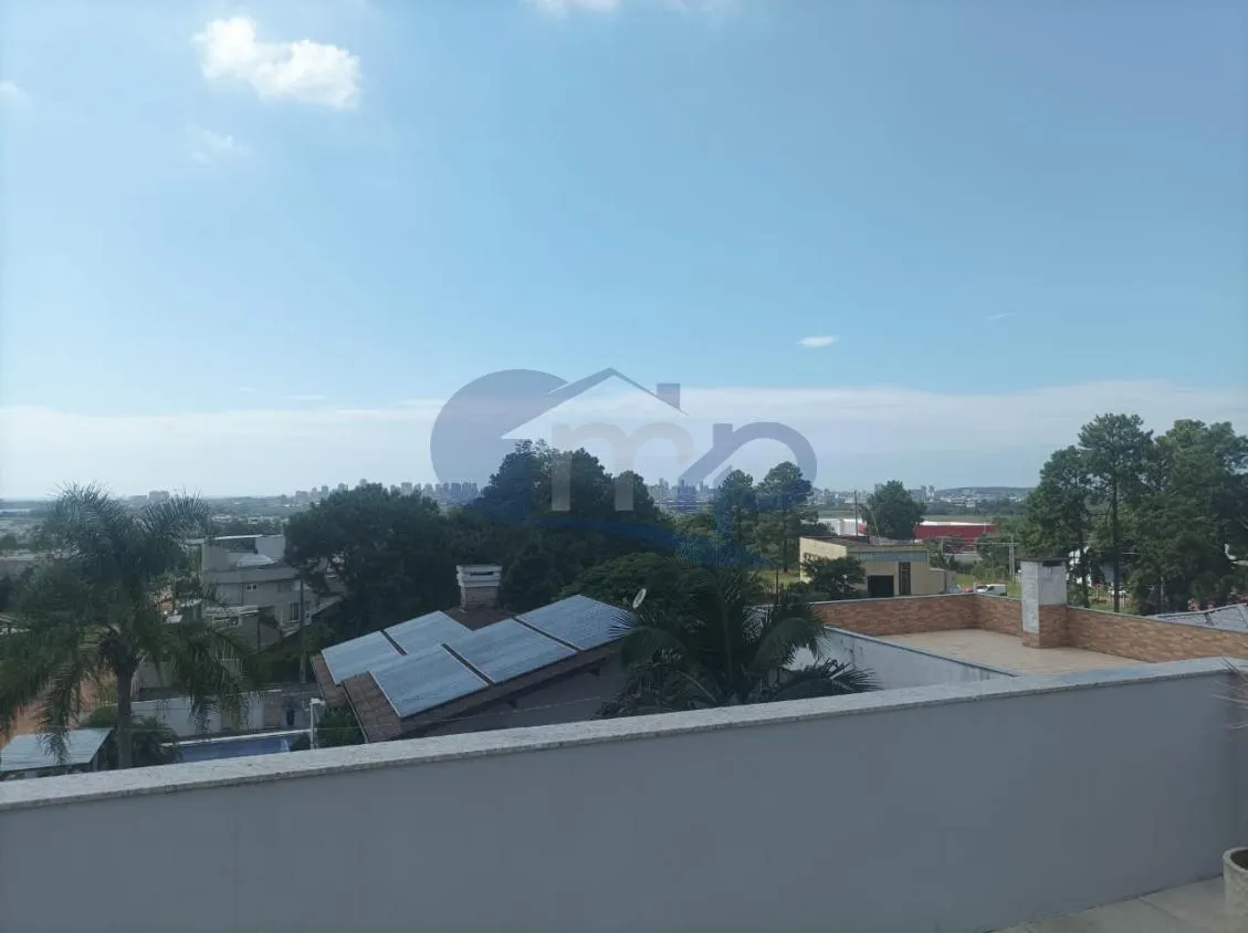 Imagem Casa de alto padrão á venda com 4 suites no bairro Centenário em Torres/RS