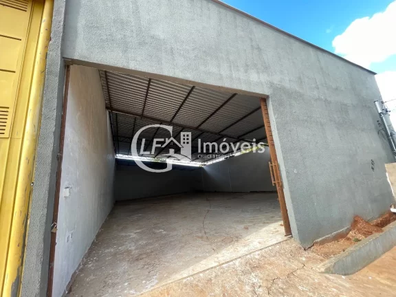 Imagem Galpão Comercial para Locação em Campo Grande-MS, Bairro Lagoa Dourada: 1 Sala, 1 Banheiro, 330m² de Área