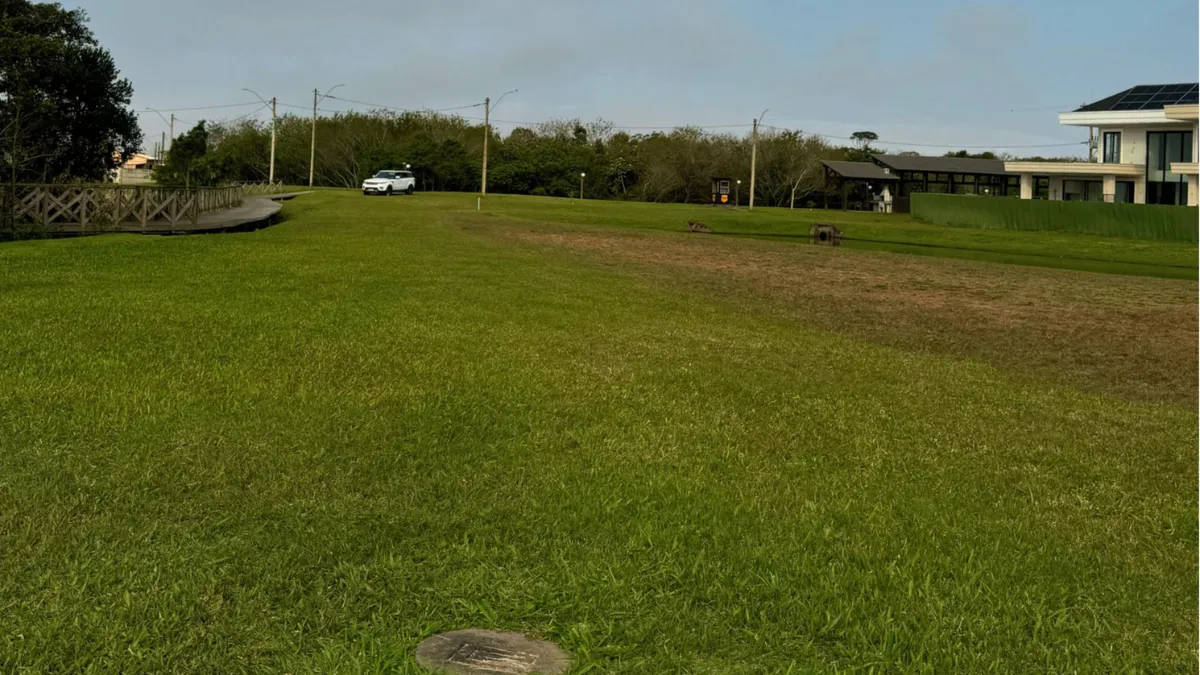 Imagem Terreno em Condomínio à venda em Torres, Engenho Velho, 1698m2