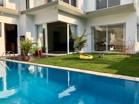 Foto do imóvel Luxuosa Casa de Alto Padrão no Jardim Panorâmico, Garopaba-SC: Conforto e Sofisticação!