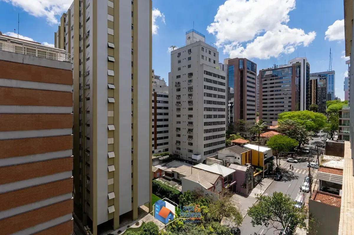 Imagem Apartamento para venda e locação em Cerqueira César com 3 quartos, sendo 2 suítes, 241m²