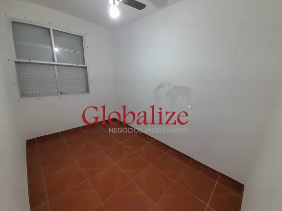 Imagem Apartamento com 3 dormitórios à venda R$ 447.000,00 no bairro Embaré em Santos-SP