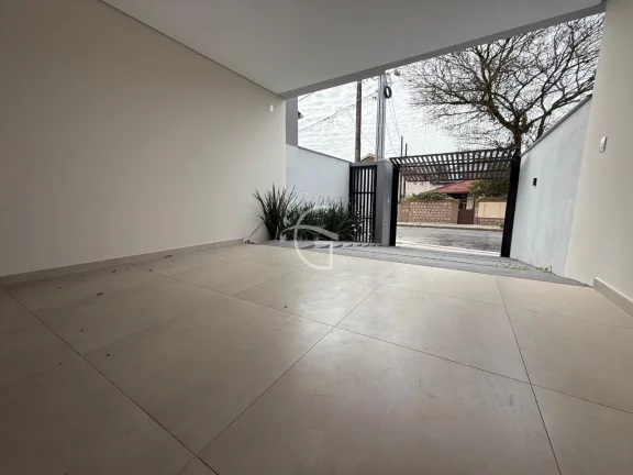 Imagem Casa Geminada à venda no Bairro Santo Antônio, por 650 mil