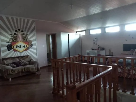 Imagem Casa Sobrado, 3 dormitórios ( 2 suítes), 3 vagas, Vista Verde - Sjc.