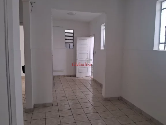 Imagem Casa sobreposta térrea em Santos no bairro do Gonzaga com características para ser comércio para locação por R$ 7.000,00 ou venda por R$ 1.175.000,00