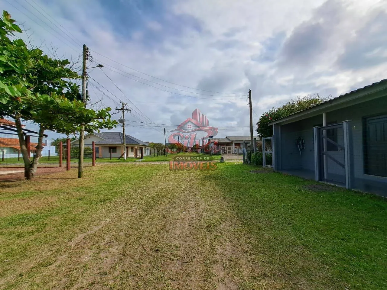 Imagem Casa à venda em Imbé RS próxima ao mar