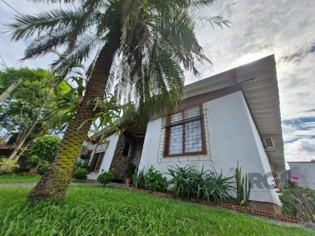 Imagem Casa com 4 dormitórios no bairro Jardim Leopoldina