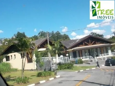 Imagem TERRENO A VENDA ARUJA HILLS I e II, A/T 1.314,63m². Condomínio possui uma privilegiada área verde e uma infraestrutura de primeiro mundo.