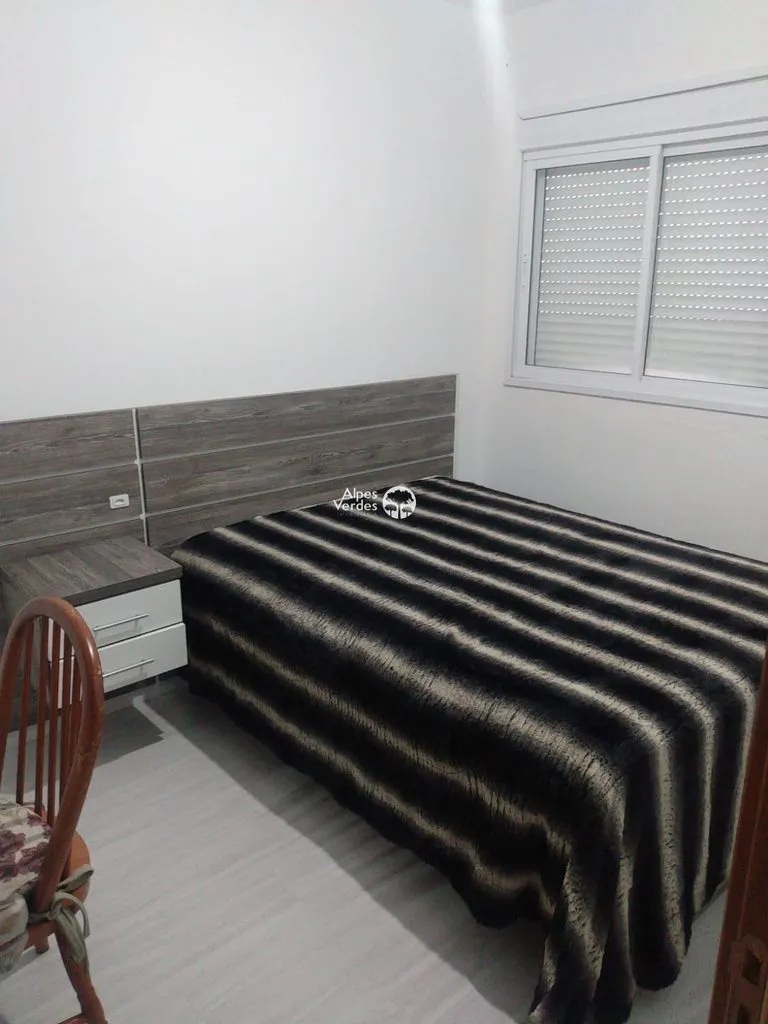 Imagem Vende-se apartamento a certa de 10 minutos da Catedral de Pedra