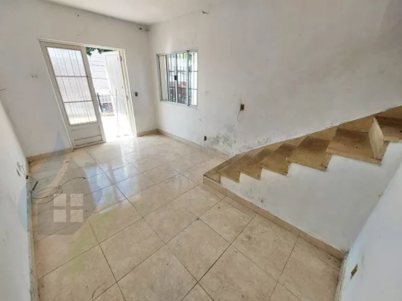 Imagem Casa de 2 dormitórios, 1 sala, 2 banheiros, 1 garagem, com 90m² em Rudge Ramos, São Bernardo do Campo